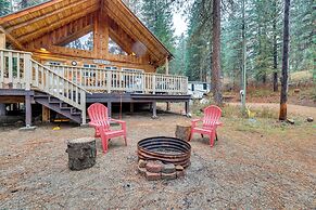 Peaceful Garden Valley Cabin w/ Private Deck!