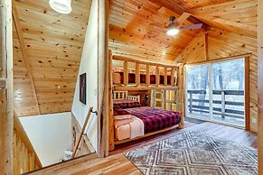 Peaceful Garden Valley Cabin w/ Private Deck!