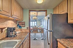 Updated Beech Mountain Condo w/ Views, Near Skiing