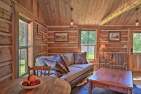 Montana Retreat: Original Hamilton Log Cabin!