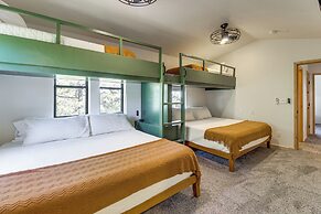 Near Hiking: 'ponderosa Paradise' Overgaard Cabin