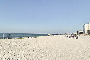 Gulf Shores Getaway w/ Pool, Spa & Beach Access!