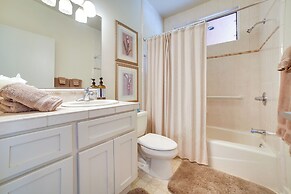 Chic California Escape w/ Pool, Hot Tub & Patio!