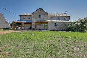 Waterfront Granbury House w/ Deck & Private Dock!