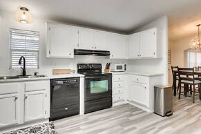 Phoenix Family Home Near Cave Creek & Hiking!