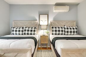 Tobyhanna Home w/ Hot Tub & Resort Amenities