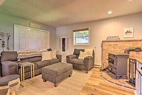 Tobyhanna Home w/ Hot Tub & Resort Amenities