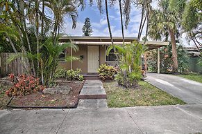 2 Mi to Boardwalk: Home w/ Grill in Dania Beach!