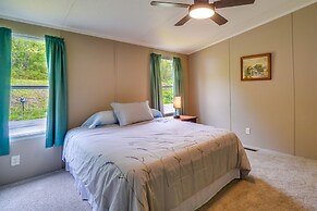 Tennessee Vacation Rental ~ 2 Mi to Windrock Park!