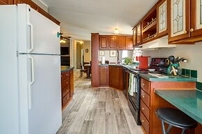 Tennessee Vacation Rental ~ 2 Mi to Windrock Park!