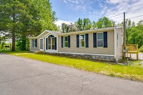 Tennessee Vacation Rental ~ 2 Mi to Windrock Park!