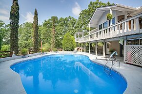 Hot Springs Vacation Rental on Lake Hamilton!
