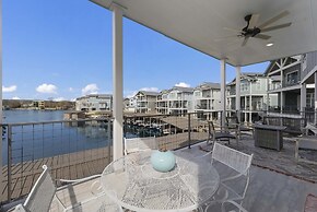 Modern Kingsland Lake House w/ Boat Slip!