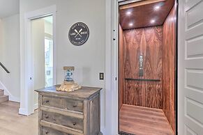 Modern Kingsland Lake Front House w/ Heated Pool!