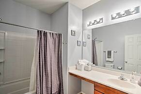 Dog-friendly Arizona Retreat w/ Patio & Grill!