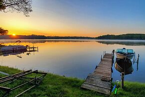 Brainerd Cabin on Camp Lake w/ Boat Slip & Dock!