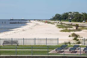 'cloud 9 On The Coast' < 1 Mi to Beach!