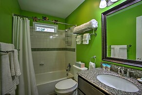 'cloud 9 On The Coast' < 1 Mi to Beach!