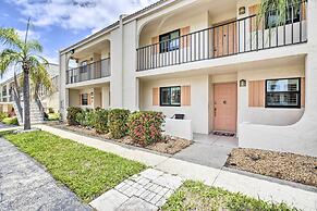 Cheery Condo With Pool Access: 3 Miles to Beach!