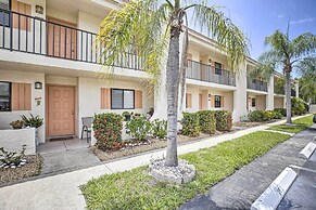 Cheery Condo With Pool Access: 3 Miles to Beach!