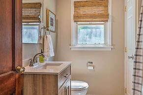 Morgantown Home w/ Patio: Near WVU Football!