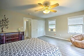 Family-friendly Keansburg Home: Walk to Beach!