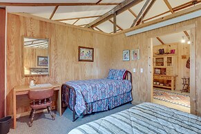 Black Hills Vacation Rental 25 Mi to Mt Rushmore!