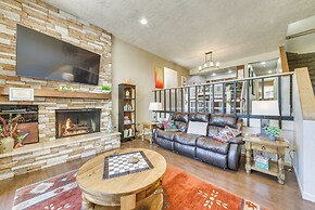 Ruidoso Golf Condo - Patio, Fire Pit & Mtn View!