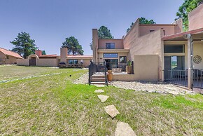 Ruidoso Golf Condo - Patio, Fire Pit & Mtn View!