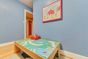 Slope Views: Luxe Windham Retreat w/ Hot Tub!