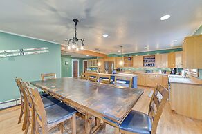 Slope Views: Luxe Windham Retreat w/ Hot Tub!