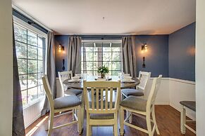 Bright Lakeside Home w/ Deck: 2 Mi to Rainbow Lake