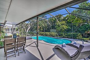 Naples Oasis w/ Screened Pool, Bike to Beach!