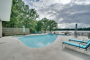 Lakefront Pittsburg Villa w/ Private Pool!
