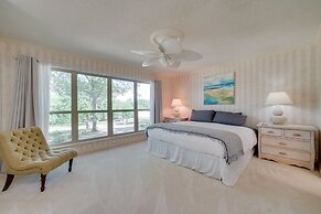 Lakefront Pittsburg Villa w/ Private Pool!