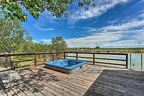 Lakefront Country Home w/ Waterslide & Trampoline!