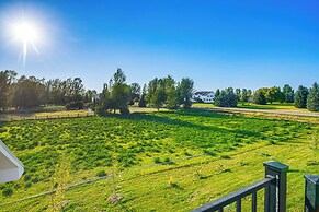 Colorful Sugar City Apartment ~ 4 Mi to Byu!