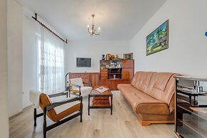 Seafront apt With Balcony, sea View and Mooring