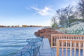 Serene Lakefront Getaway With Fire Pit & Grill!