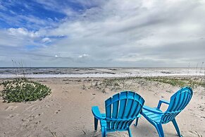 Beachfront Indialantic Home w/ Yard - Pets Welcome