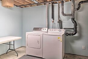 Cabin on Kenai Peninsula: Family & Group Friendly!