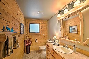 Cle Elum Mountain Cabin w/ Hot Tub & Trails!