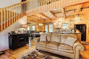 Cle Elum Mountain Cabin w/ Hot Tub & Trails!