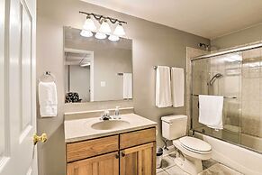 Idyllic Mtn Retreat w/ Hot Tub Near Shenandoah NP!