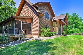 Idyllic Mtn Retreat w/ Hot Tub Near Shenandoah NP!