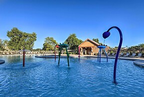 Heated Pool + Putting Green: Luxe Gilbert Home