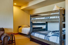 1 Mi to Granby Ranch: Mtn Home w/ Deck