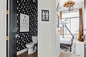 ~ 21 Mi to Scottsdale: Home w/ Infinity Pool!