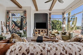 ~ 21 Mi to Scottsdale: Home w/ Infinity Pool!