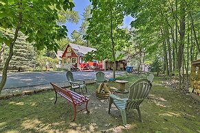 Lovely Roscommon Cabin < 3 Mi to Higgins Lake!